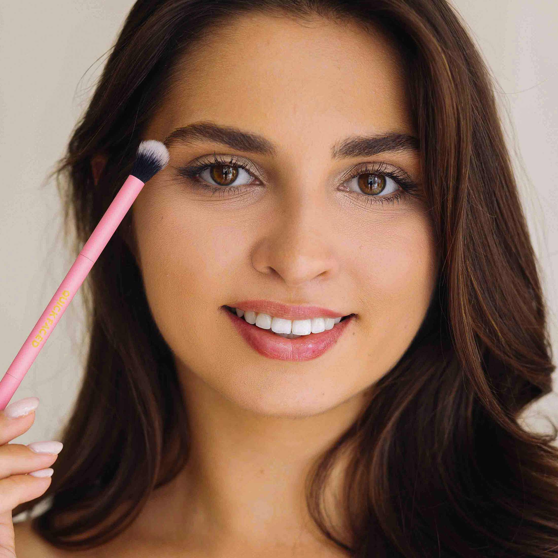 8 Essential Brush Set With Jelly Case