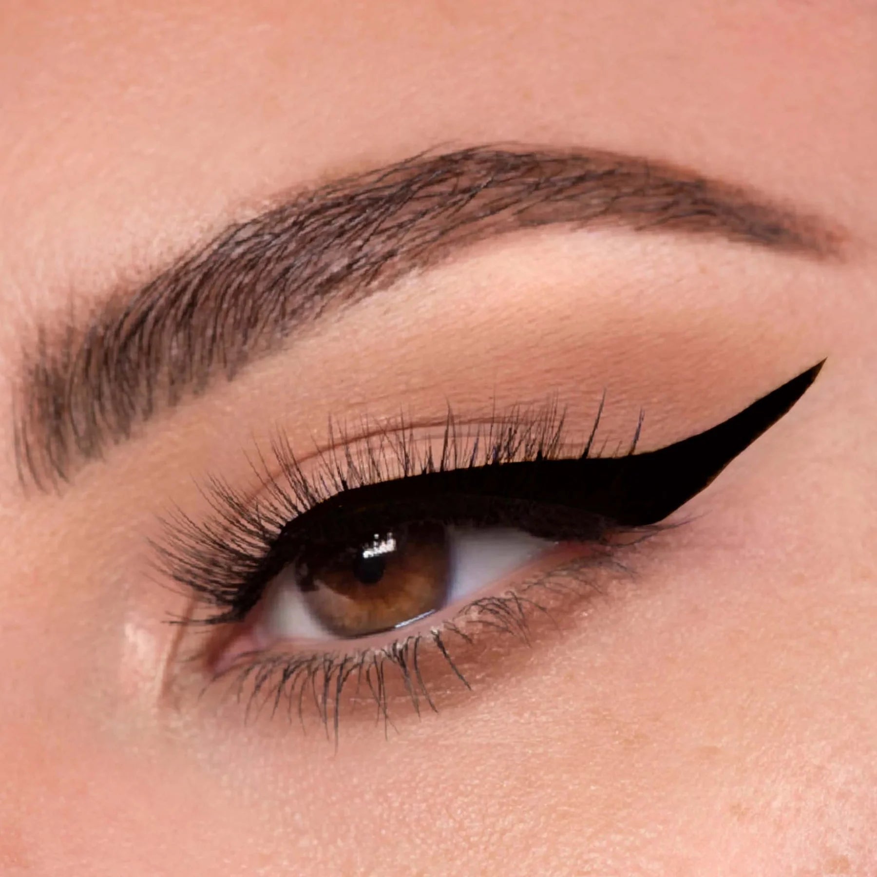 Schwing Liquid Black Liner